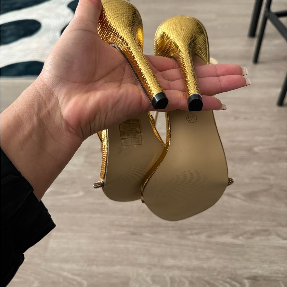 Elegant Gold Strappy Heels - Picture 7 of 7